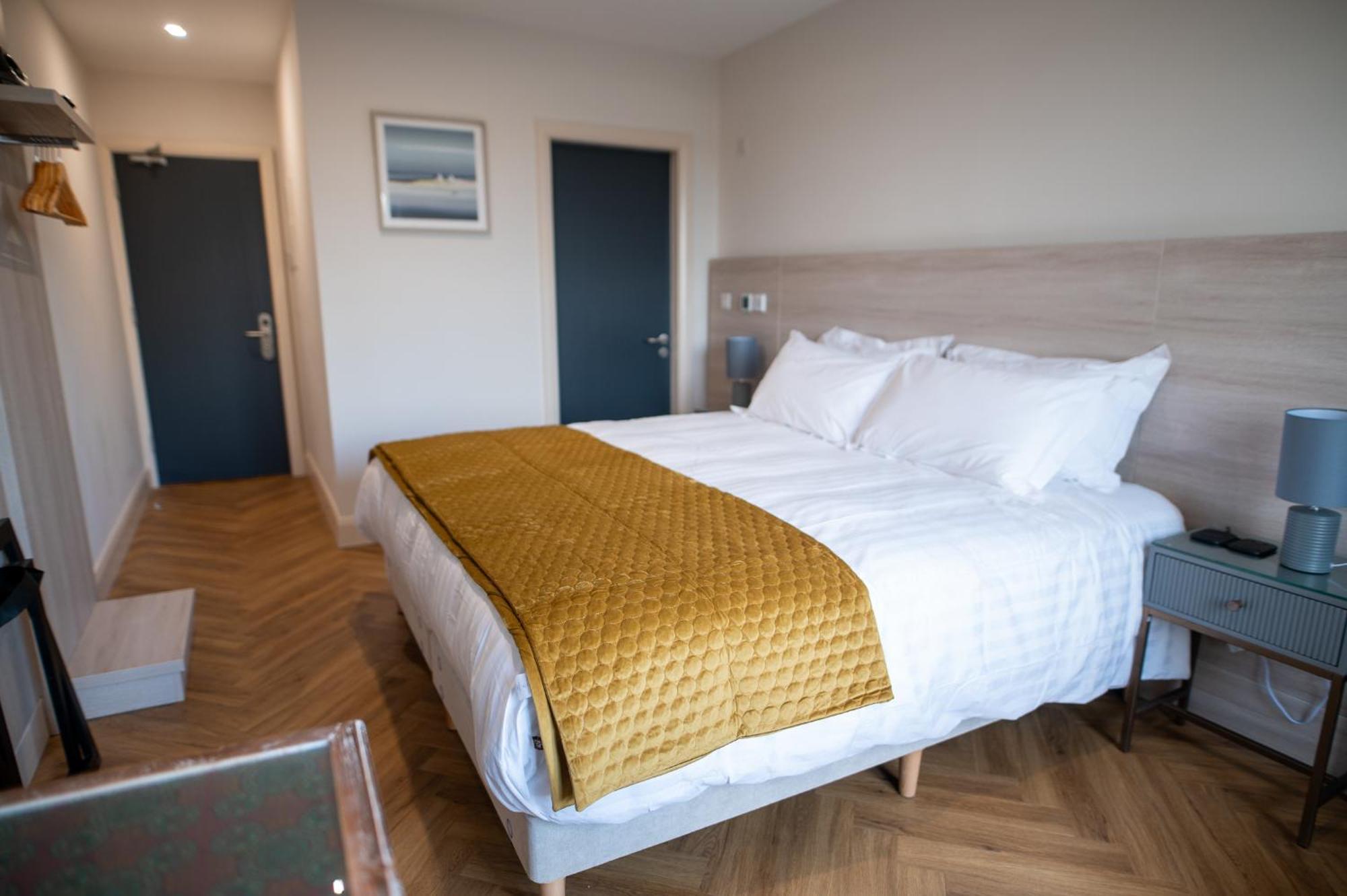 Kilkenny Suites Room photo